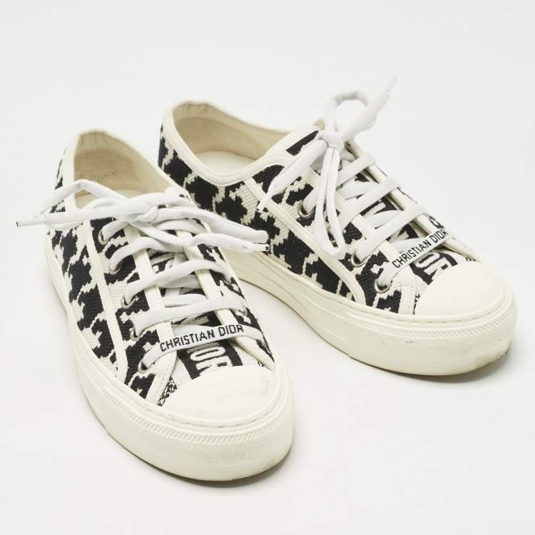 Pre Owned Dior Cream/Back Canvas Walk'n'Dior Lace Up Sneakers Size 35