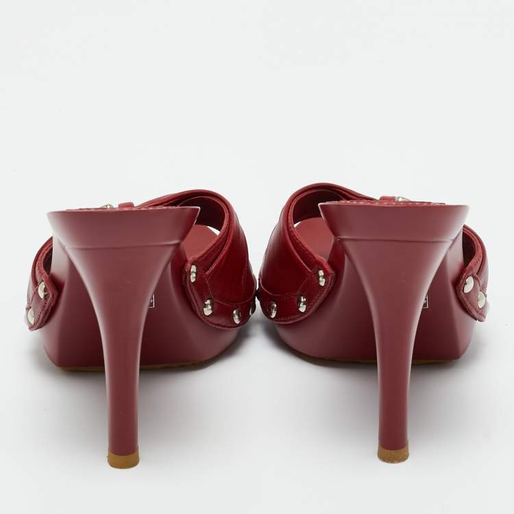Pre Owned Dior Dark Red Leather Studded Slide Sandals Size 36.5