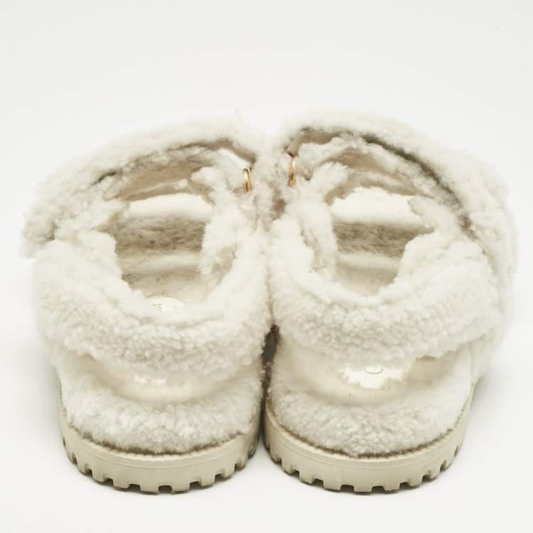 Pre Owned Dior White Shearling DiorAct Flat Sandals Size 37