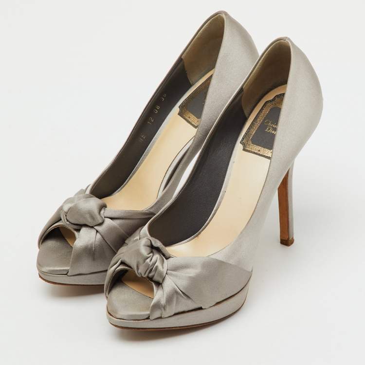 Pre Owned Dior Light Grey Satin Knotted Peep Toe Platform Pumps Size 36