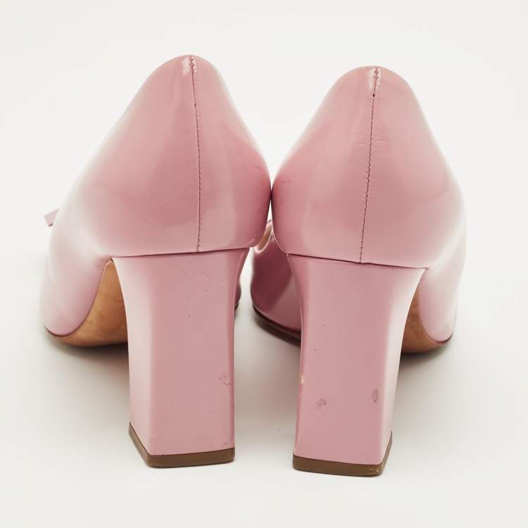 Pre Owned Dior Pale Pink Leather Buckle Detail Pumps Size 37.5