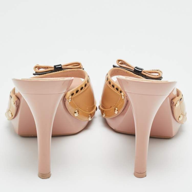 Pre Owned Dior Beige Patent Leather Idyll Studded Slide Sandals Size 38.5