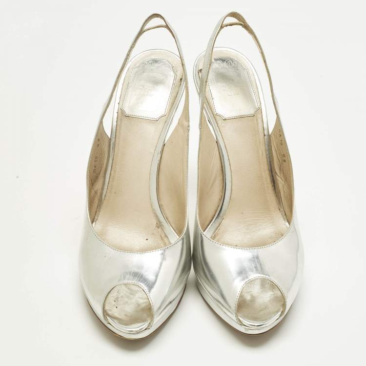 Pre Owned Dior Silver Patent Leather Peep Toe Slingback Pumps Size 38