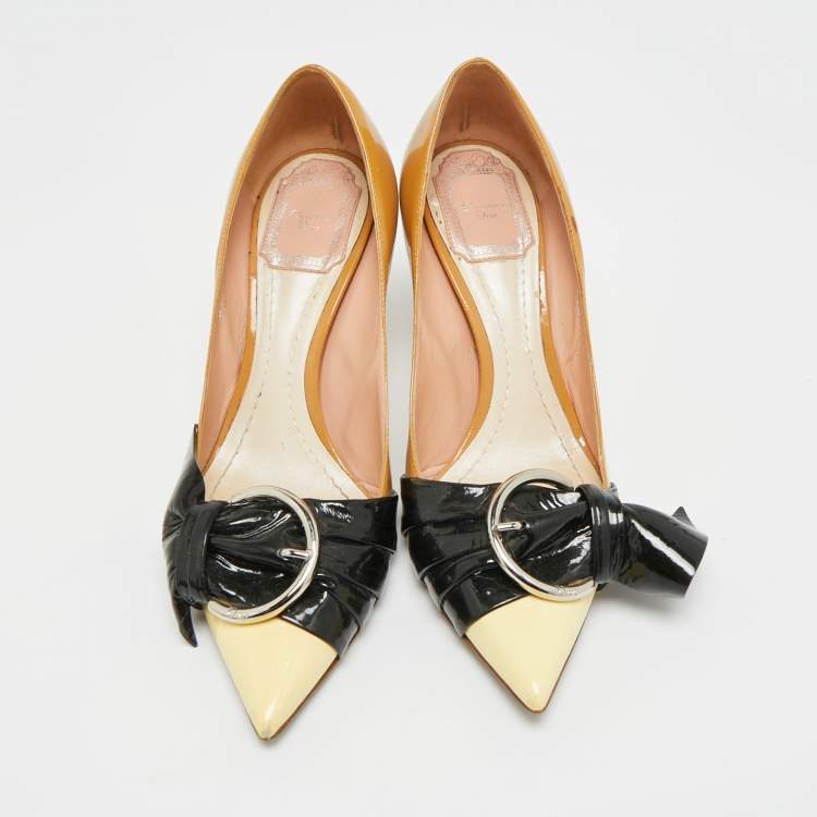 Pre Owned Dior Size 36.5 Beige/Black Patent Leather Pointed Toe Pumps