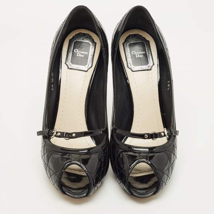 مملوكة مسبقًا Dior Size 38.5 Black Quilted Cannage Patent Leather Peep Toe Pumps
