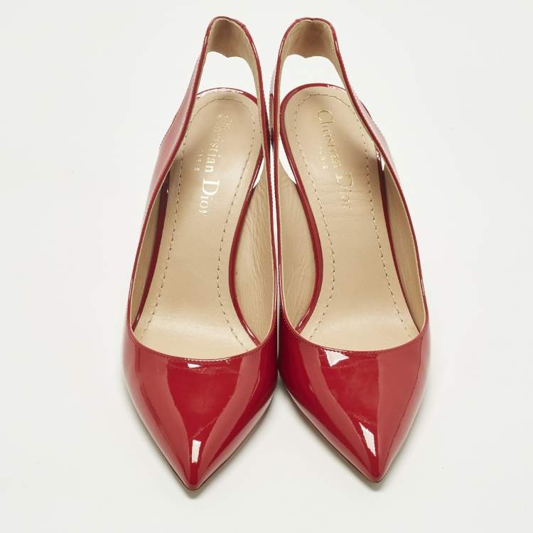 مملوكة مسبقًا Dior Size 37 Red Patent Leather Pointed Toe Slingback Pumps