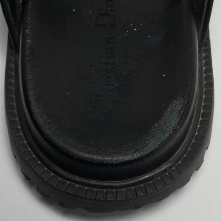 مملوكة مسبقًا Dior DiorAct Size 38.5 Brown/Beige Canvas and Leather Flat Sandals