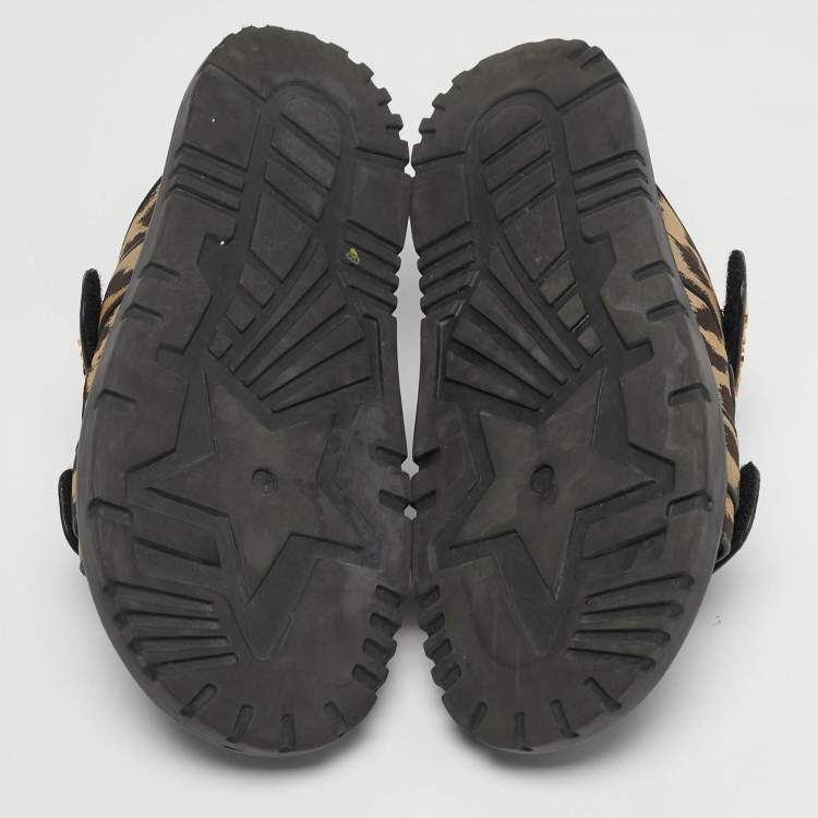 مملوكة مسبقًا Dior DiorAct Size 38.5 Brown/Beige Canvas and Leather Flat Sandals