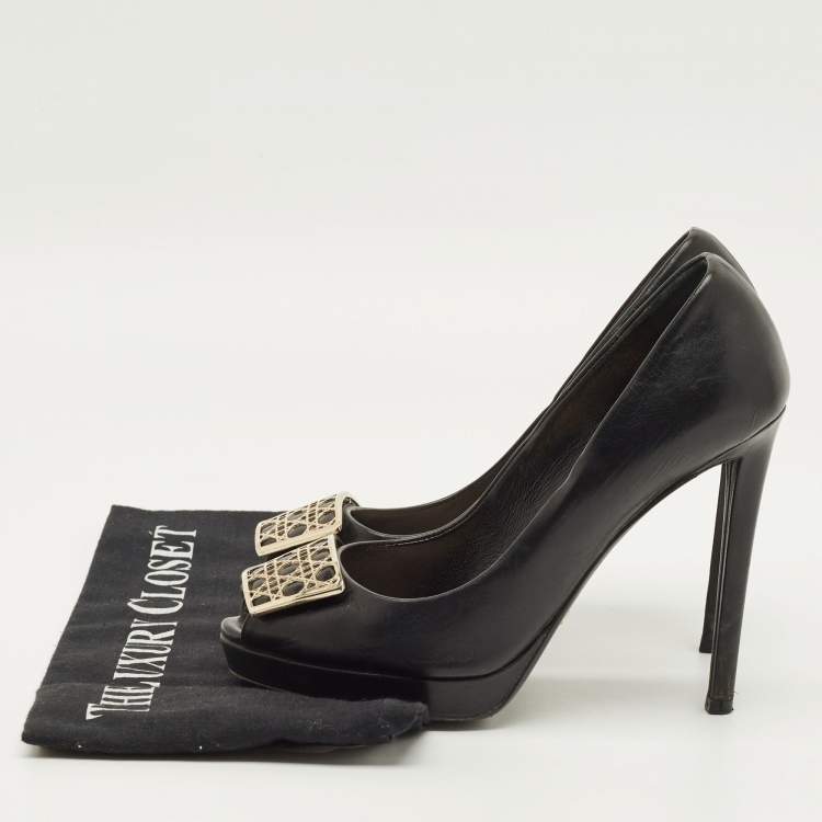 مملوكة مسبقًا Dior Size 36 Black Leather Cannage Plaque Peep Toe Pumps