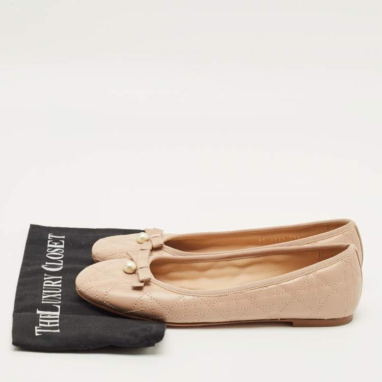 Pre Owned Dior Cannage Size 39.5 Beige Quilted Leather Pearl Bow Ballet Flats