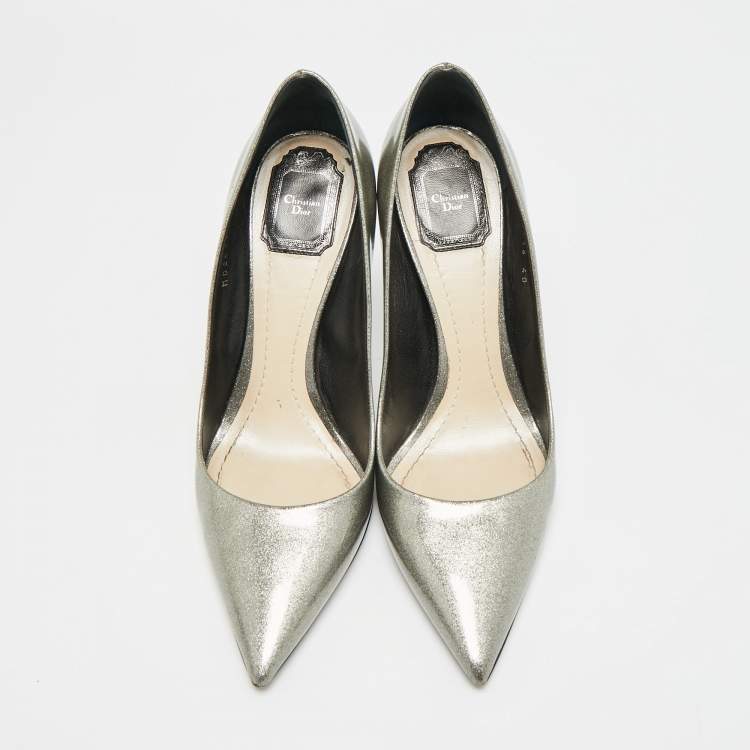 مملوكة مسبقًا Dior Size 40 Metallic Patent Leather Pointed Toe Pumps