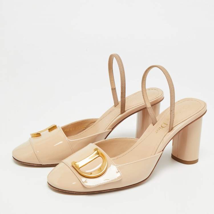 مملوكة مسبقًا Dior C'est Size 35 Beige Patent Leather Slingback Pumps