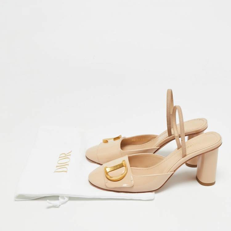 مملوكة مسبقًا Dior C'est Size 35 Beige Patent Leather Slingback Pumps