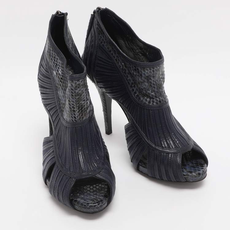 Pre Owned Dior Size 36.5 Blue Leather and Python Leather Cut Out Booties