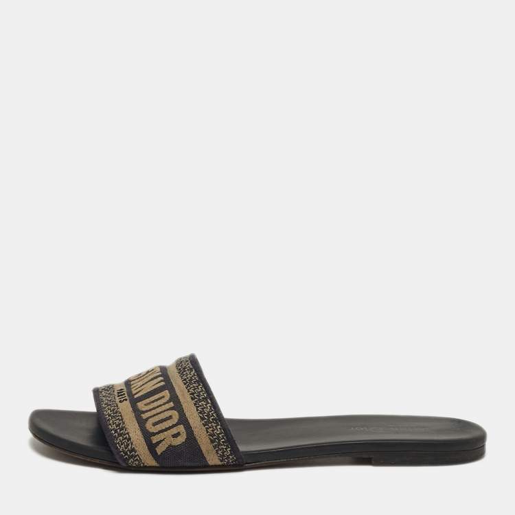 Pre Owned Dior Dway Size 39.5 Navy Blue Embroidered Canvas Flat Slides 