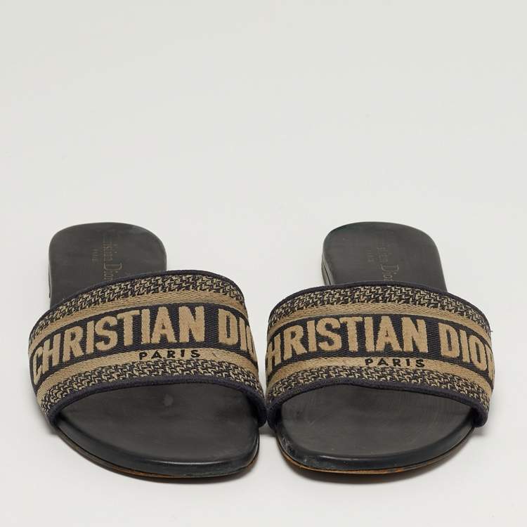 Pre Owned Dior Dway Size 39.5 Navy Blue Embroidered Canvas Flat Slides 