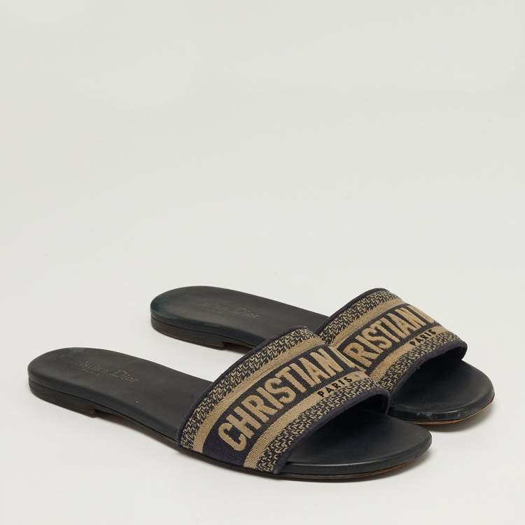 Pre Owned Dior Dway Size 39.5 Navy Blue Embroidered Canvas Flat Slides 
