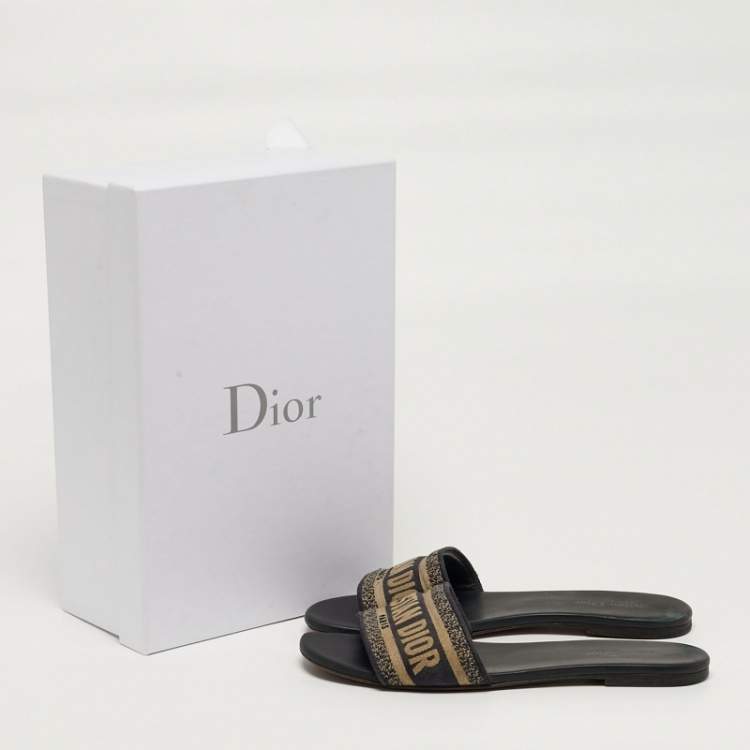 Pre Owned Dior Dway Size 39.5 Navy Blue Embroidered Canvas Flat Slides 