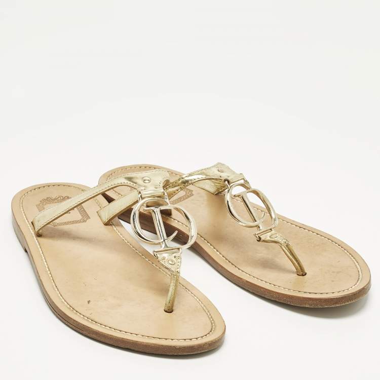 Pre Owned Dior CD Size 38.5 Gold Leather Thong Sandals