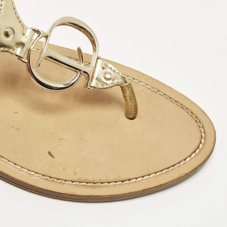 Pre Owned Dior CD Size 38.5 Gold Leather Thong Sandals