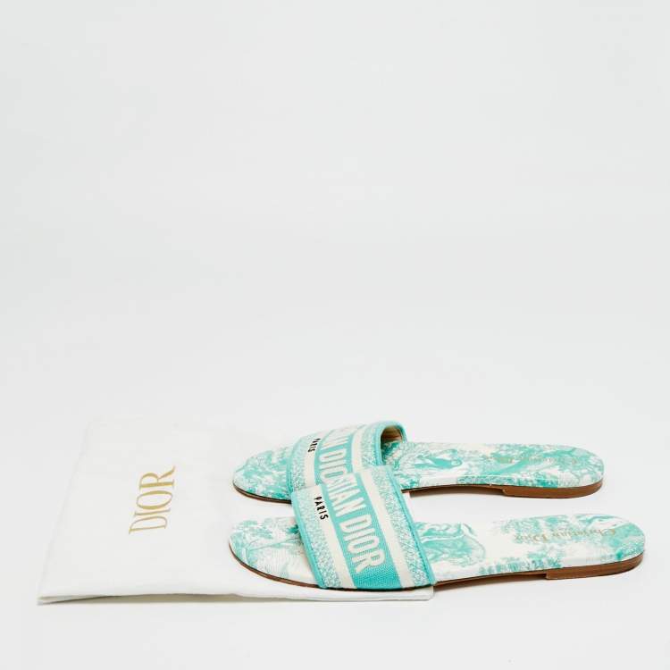 Pre Owned Dior Dway Size 39 Green/White Canvas Slide Sandals
