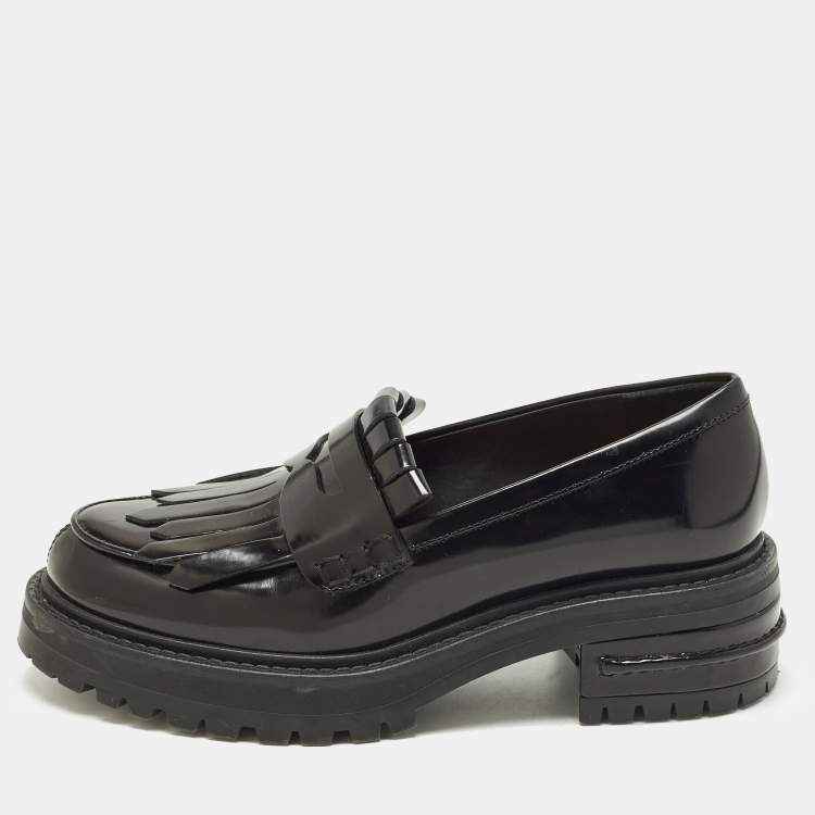 مملوكة مسبقًا Dior Size 37.5 Black Patent Leather Fringe Penny Loafers
