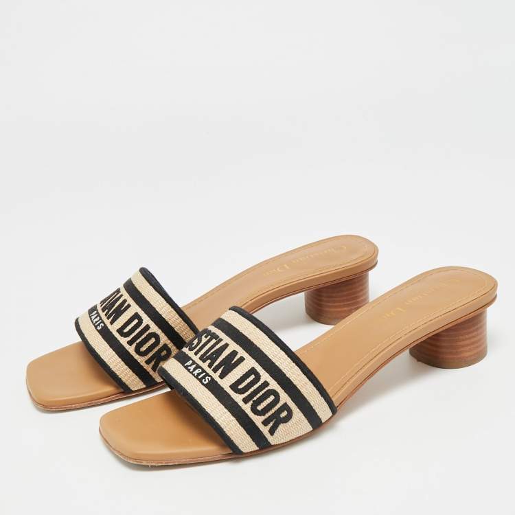 Pre Owned Dior Dway Size 39 Brown/Black Embroidered Canvas Slide Sandals