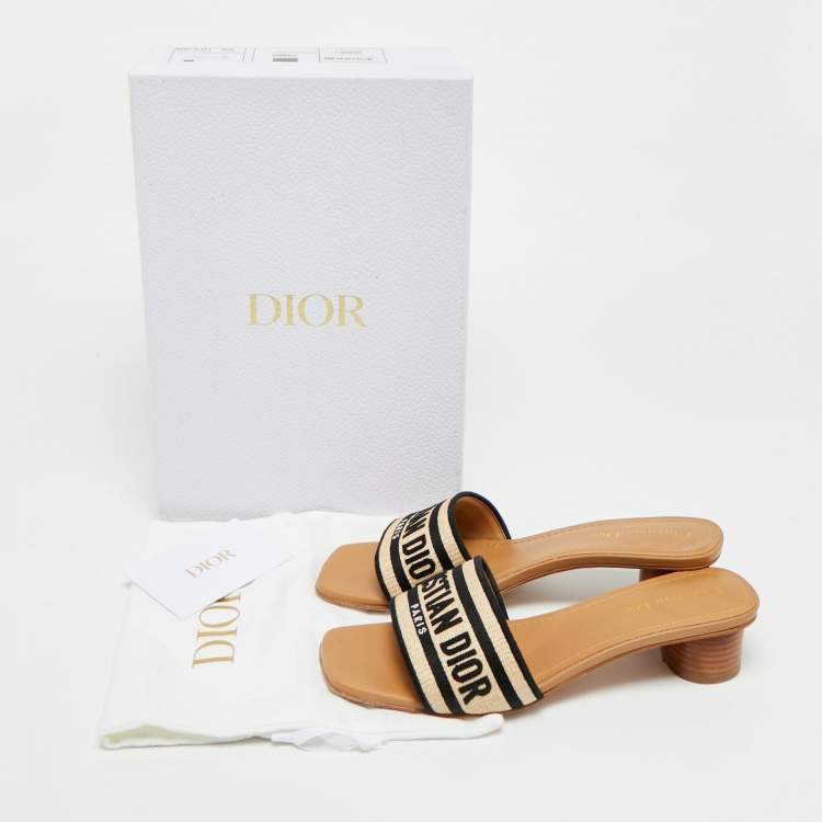 Pre Owned Dior Dway Size 39 Brown/Black Embroidered Canvas Slide Sandals