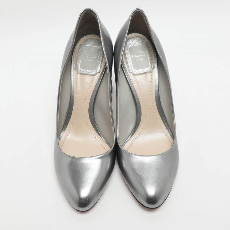 Pre Owned Dior Size 37 Silver Laminated Leather Pumps