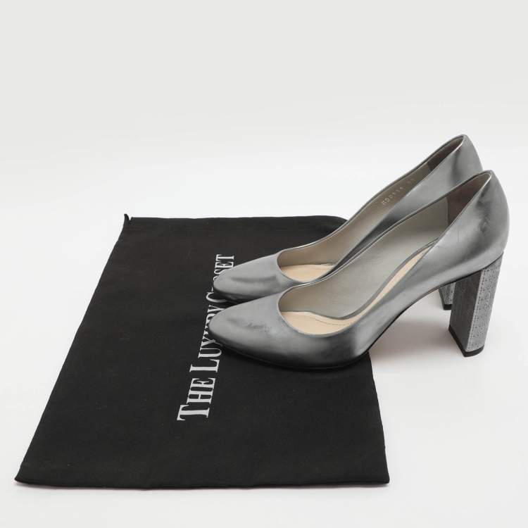 Pre Owned Dior Size 37 Silver Laminated Leather Pumps