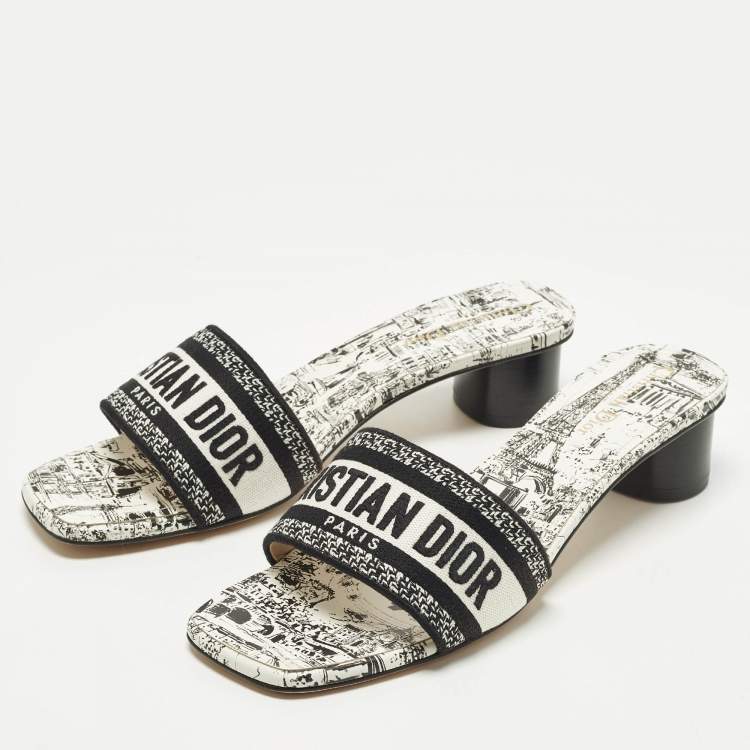 Pre Owned Dior Dway Size 41 White/Black Embroidered Canvas Slide Sandals