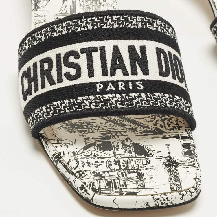 Pre Owned Dior Dway Size 41 White/Black Embroidered Canvas Slide Sandals