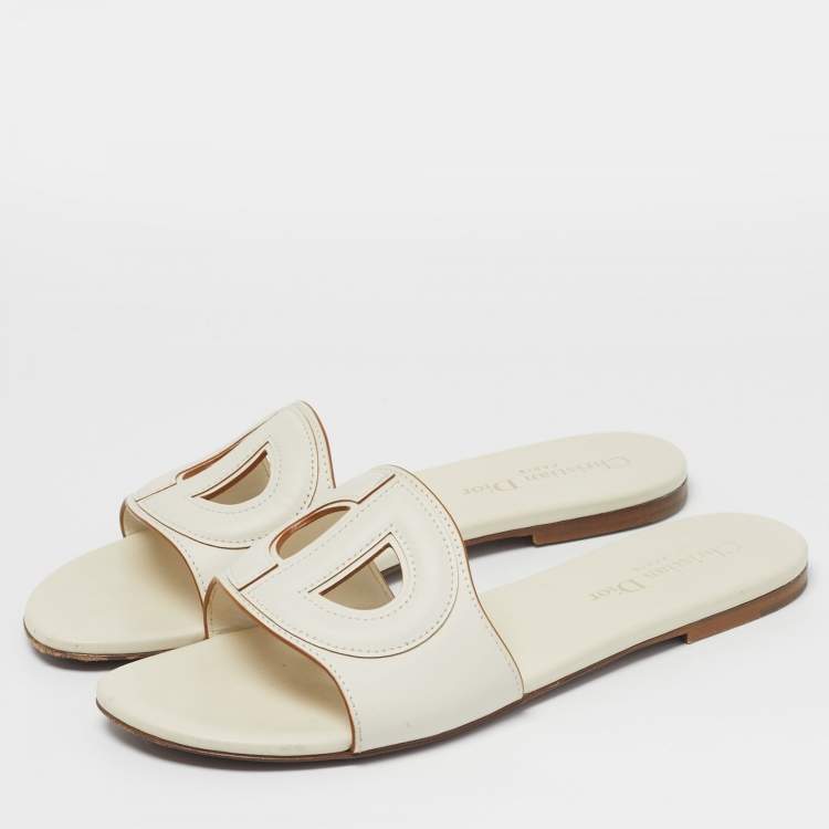 Pre Owned Dior D Club Size 38.5 Off White Leather Flat Slide Sandals