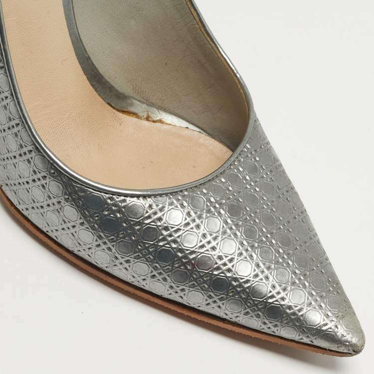 Pre Owned Dior Cherie Size 36 Silver Micro Cannage Leather Pointed Toe Pumps