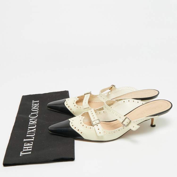 Pre Owned Dior Spectadior Size 40 Cream/Black Perforated Leather Pointed Toe Mules