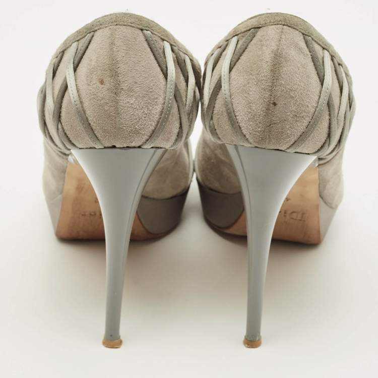 مملوكة مسبقًا Dior Size 41 Grey Satin and Suede Platform Pumps