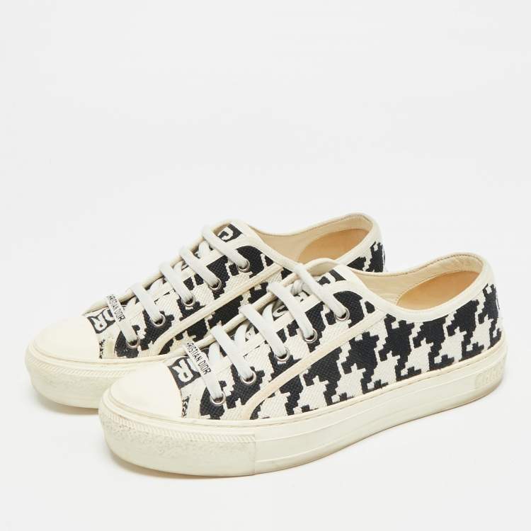 Pre Owned Dior Walk'n'Dior Size 38.5 White/Black Canvas Low Top Sneakers