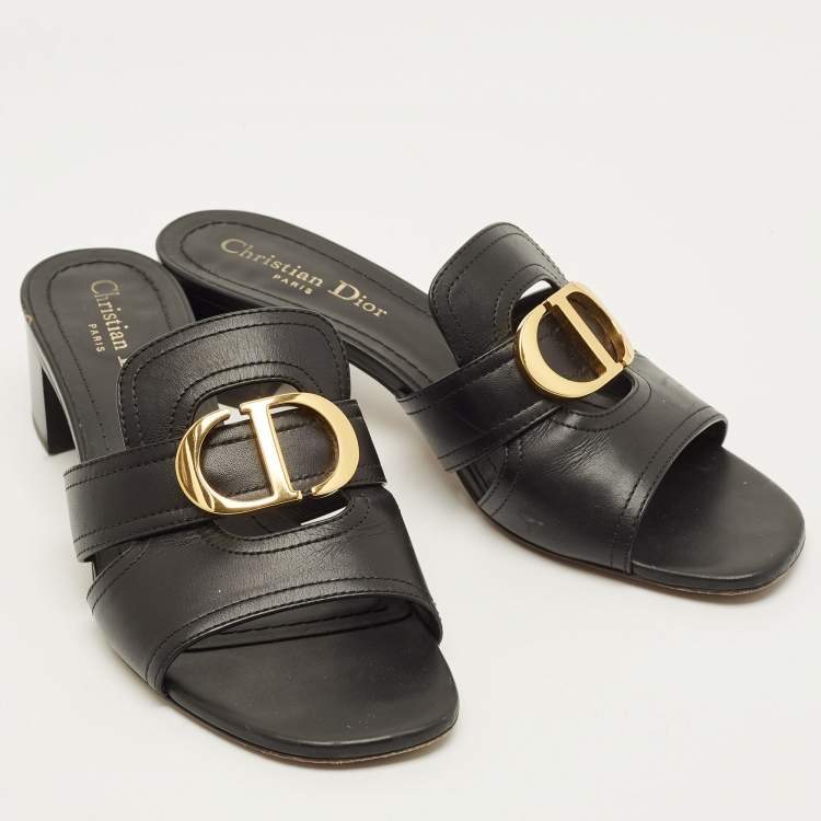 مملوكة مسبقًا Dior Montaigne Size 38 Black Leather Slide Sandals