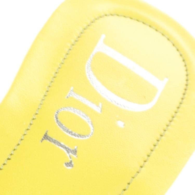 Pre Owned Dior Green Patent Leather Logo Detail Thong Flat Sandals Size 38.5