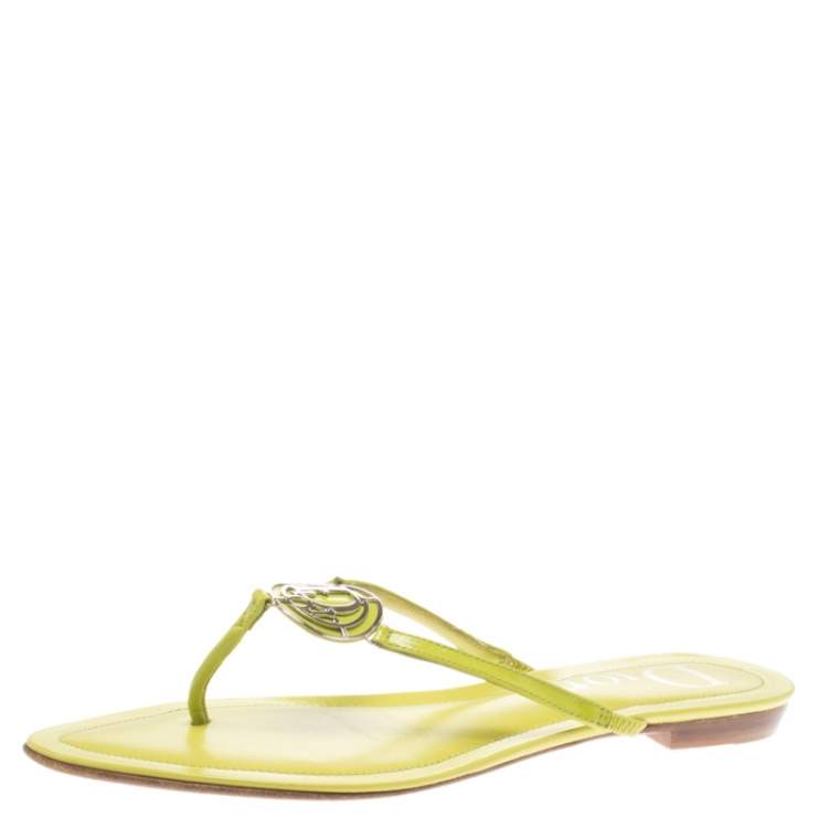 Pre Owned Dior Green Patent Leather Logo Detail Thong Flat Sandals Size 38.5