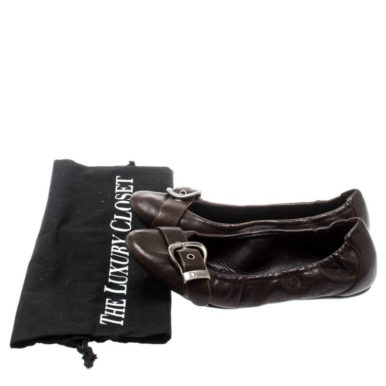 Pre Owned Dior Brown Leather Buckle Detail Scrunch Ballet Flats Size 35.5
