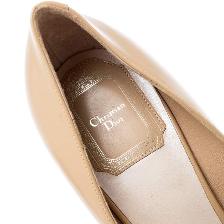 Pre Owned Dior Beige Leather Serpent Pumps Size 37
