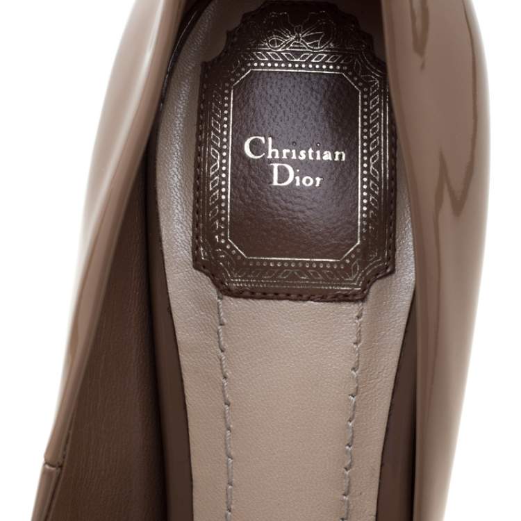 Pre Owned Dior Brown Patent Leather Platform Pumps 38.5