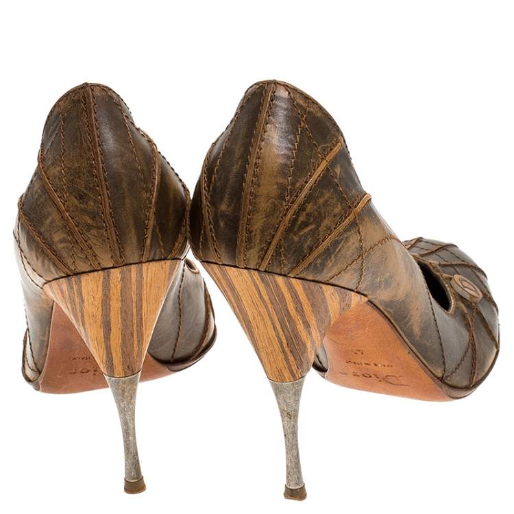 Pre Owned Dior Brown Textured Leather Pumps Size 41