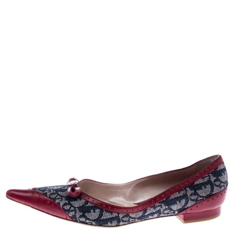 Pre Owned Dior Grey/Burgundy Canvas and Leather Pointed Toe Ballet Flats Size 39