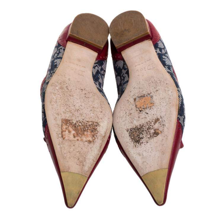 Pre Owned Dior Grey/Burgundy Canvas and Leather Pointed Toe Ballet Flats Size 39