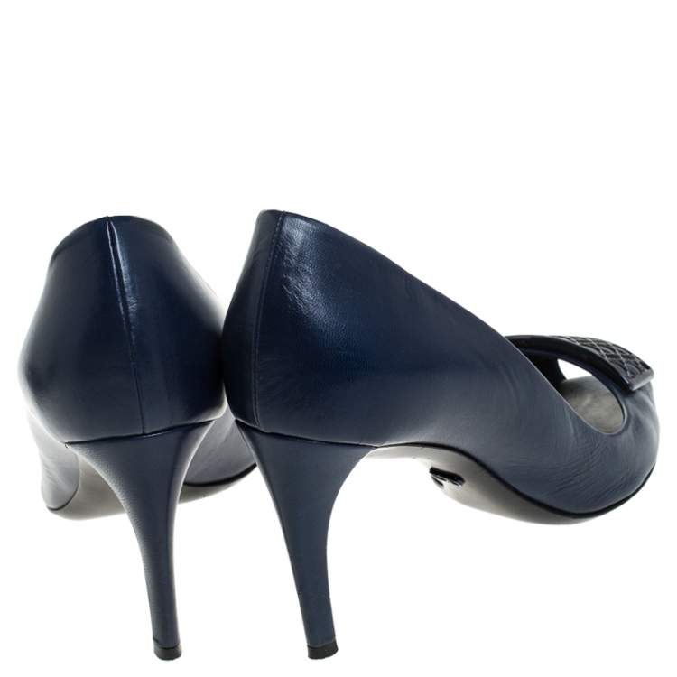 Pre Owned Dior Blue Leather Cannage Metal Bow Peep Toe Pumps Size 37.5