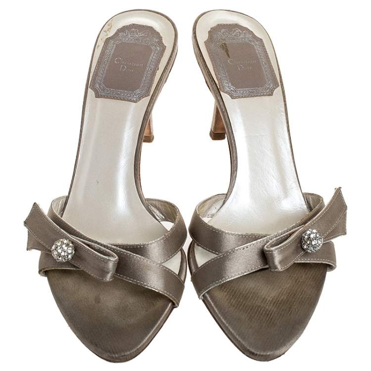 Pre Owned Christian Dior Grey Satin Crystal Ball Embellished Bow Detail Slip On Mules Size 36