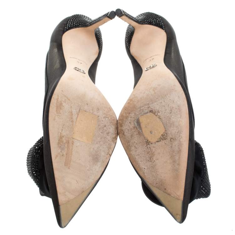Pre Owned Dior Black Silk Midnight Garden Crystal Embellished Rosette Pointed Toe Pumps Size 37