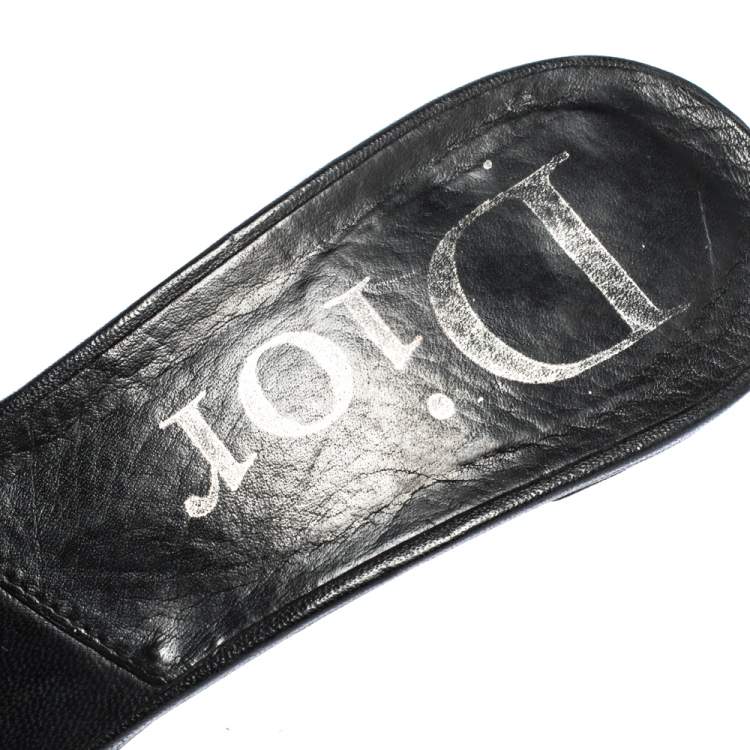 Pre Owned Dior Black Quilted Leather Buckle Detail Mules Size 37.5